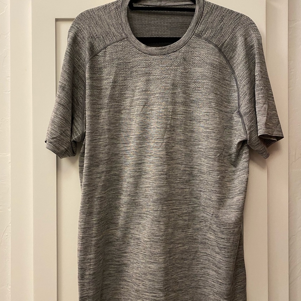 Lululemon Men’s Metal Vent Tech Short Sleeve